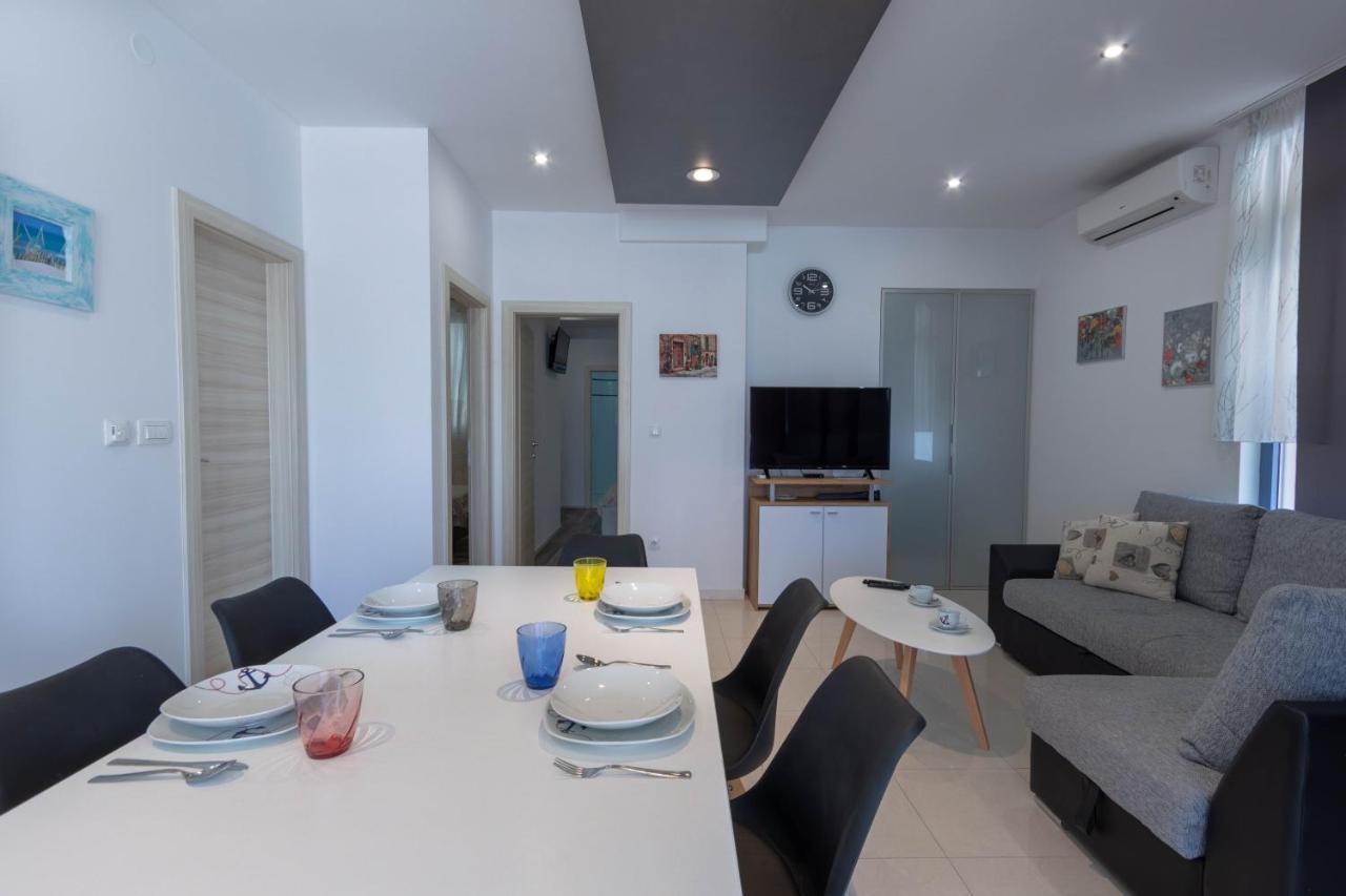 Apartman Dora 珀德垂那 外观 照片