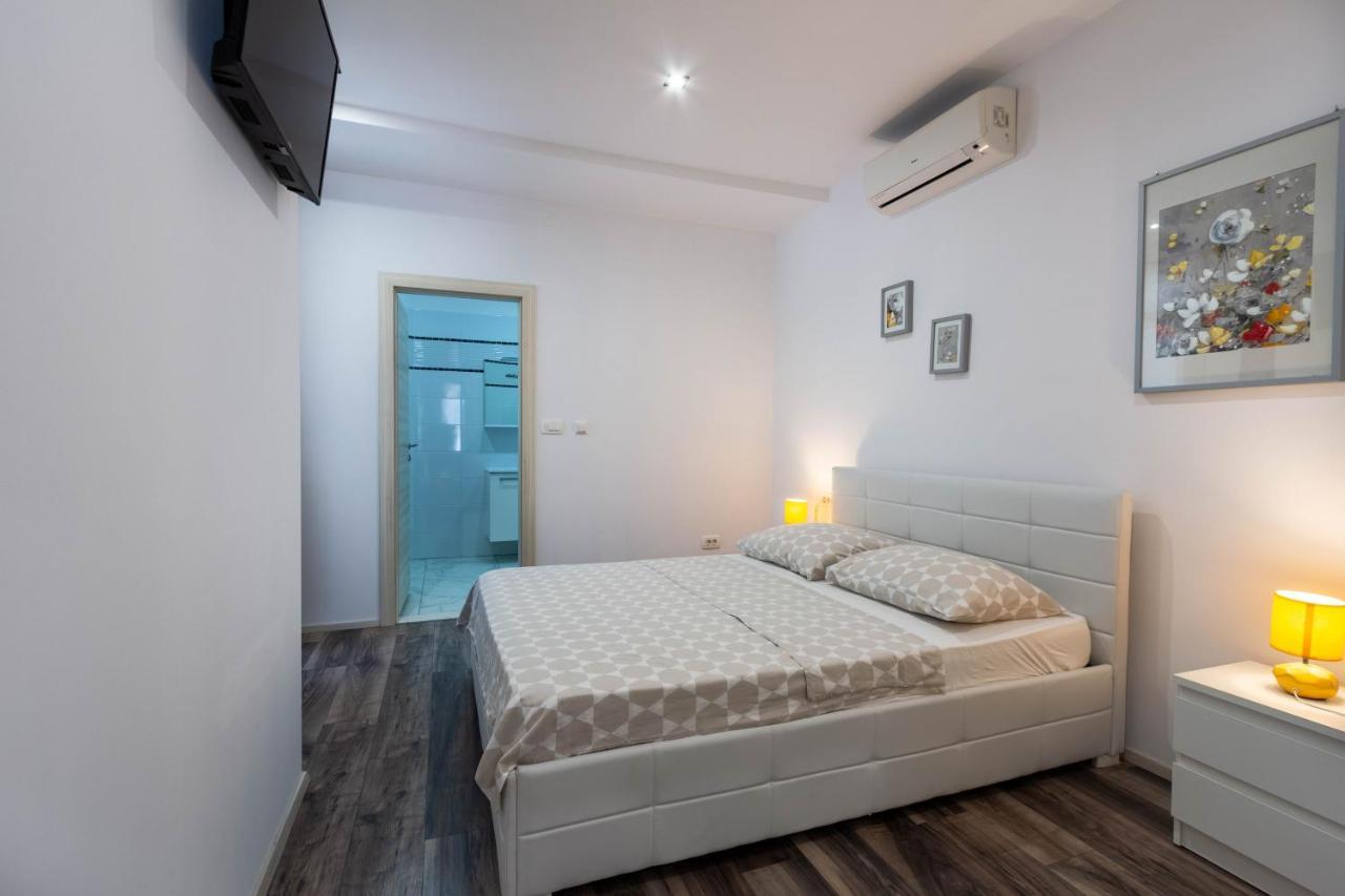 Apartman Dora 珀德垂那 外观 照片